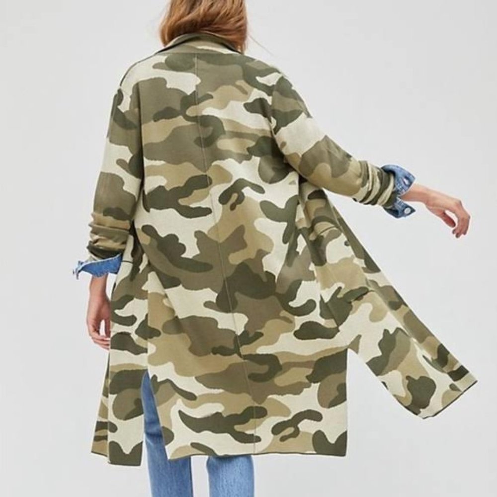 ANTHROPOLOGIE MAEVE KIERAN CAMO LONGLINE BLAZER STYLE CARDIGAN /
